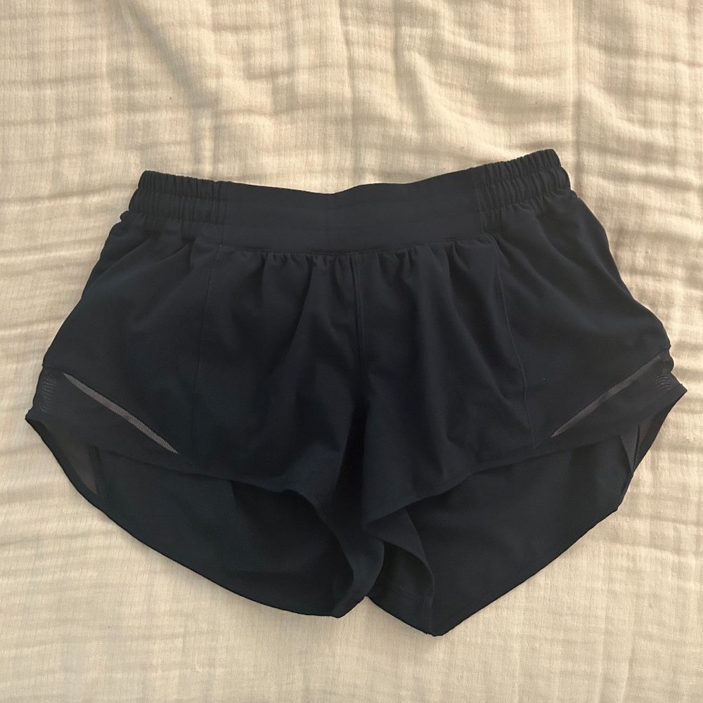 Lululemon | Navy Hotty Hot Shorts | 2.5 Inch Inseam